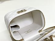 Colestore Chanel Vanity Case White 17 x 13 x 7 cm - 6