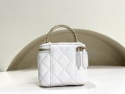 Colestore Chanel Vanity Case White 17 x 13 x 7 cm - 5