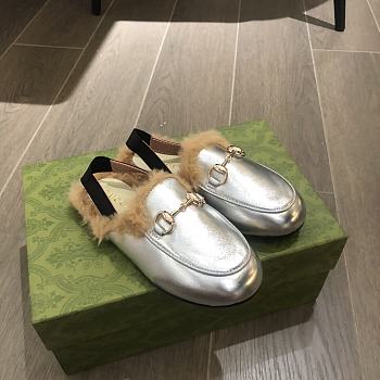 Colestore Gucci Loafer With Fur Silver Size 24 - 35