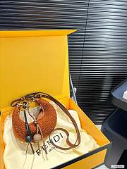 Colestore Fendi Fur Haft Moon Mini Bag Brown 20 x 10 cm - 4