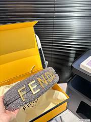Colestore Fendi Fur Haft Moon Bag Grey 29 x 17 cm - 3