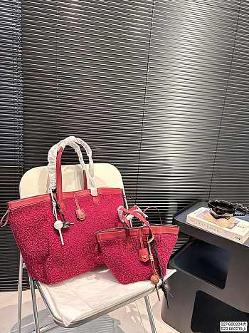 Colestore Fendi Fur Tote Bag Pink 29 x 31 cm