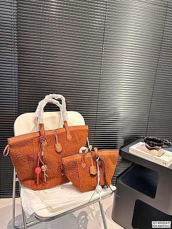Colestore Fendi Fur Tote Bag Brown 29 x 31 cm