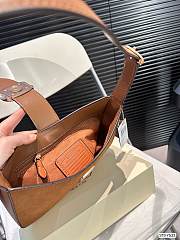 Colestore Coach Outlet Eliza Shoulder Bag Brown 25 x 14 cm - 3