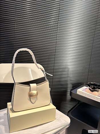 Colestore Coach Outlet Eliza Shoulder Bag White 25 x 14 cm