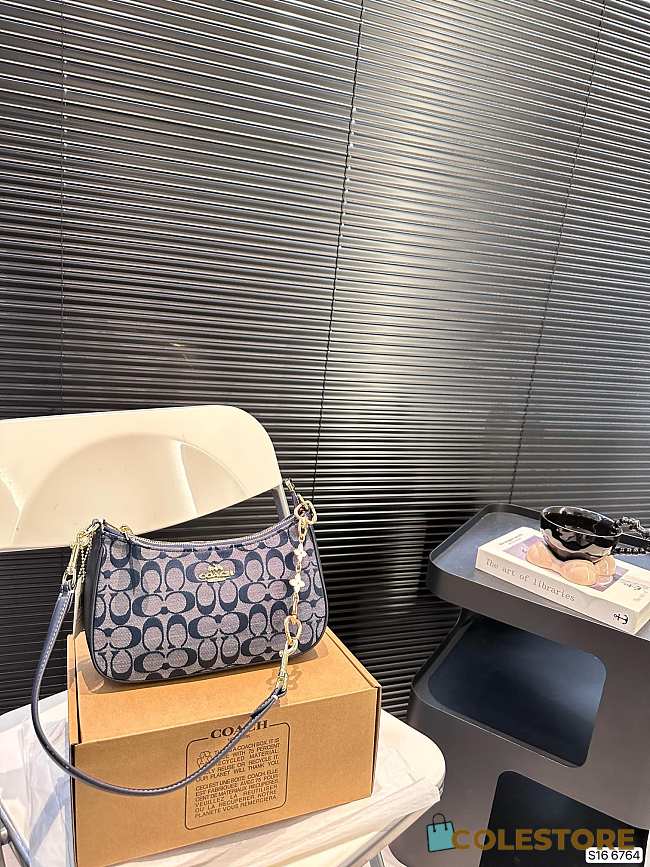 Colestore Coach Teri Shoulder Bag C Logo In Blue 24 x 13 cm - 1