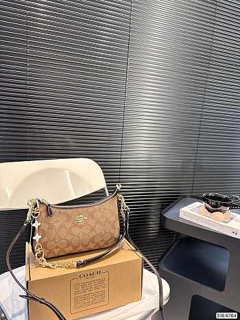 Colestore Coach Teri Shoulder Bag In Chocolate 24 x 13 cm
