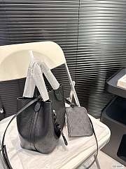 Colestore Louis Vuitton LV Blossom PM Mahina Black 21 x 20 cm - 4