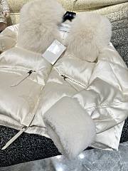Colestore Max Mara Puff With Fur Coat White - 3