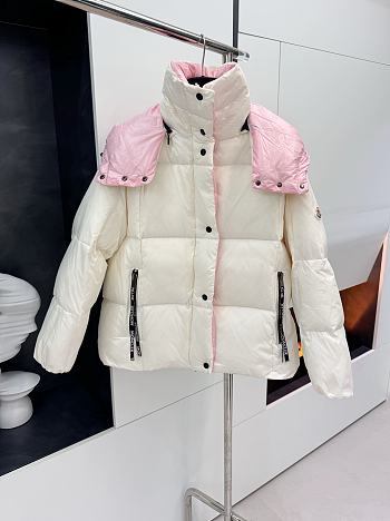 Colestore Moncler Reversible White And Pink Puff Jacked For Winter
