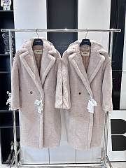 Colestore Max Mara Taddy Fur Long Coat Beige - 1