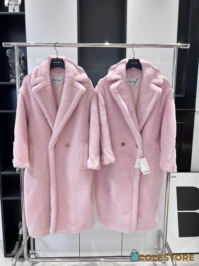 Colestore Max Mara Taddy Fur Long Coat Light Pink - 1