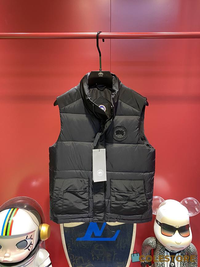 Colestore Canada Goose Puffed No Sleeves Black - 1