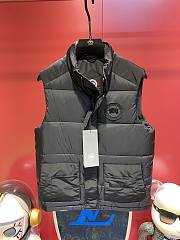 Colestore Canada Goose Puffed No Sleeves Black - 2