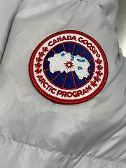 Colestore Canada Goose Women's Cypress Cropped Puffer Grey - 2