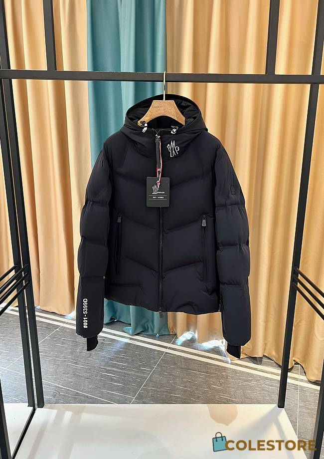 Moncler Men's Grenoble Arcesaz Down Jacket Black - 1