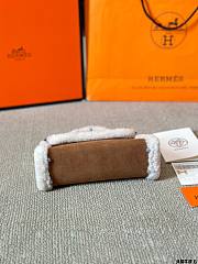 Colestore Hermes Kelly Desordre Beige Suede With White Fur 22 x 15 cm - 5