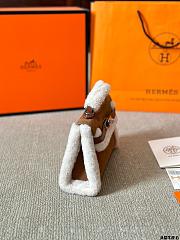 Colestore Hermes Kelly Desordre Beige Suede With White Fur 22 x 15 cm - 3