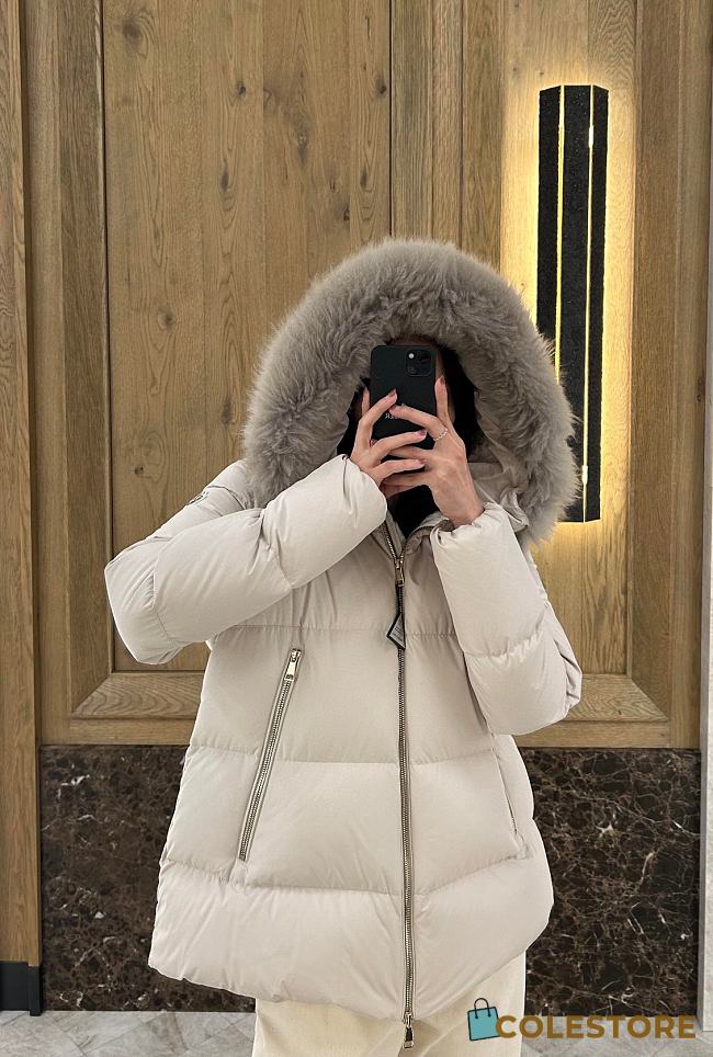 Colestore Moncler Women's Laichefur Jacket White - 1