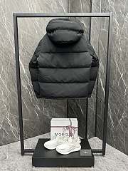 Colestore Moncler Fornas Hooded Short Down Jacket Black - 5
