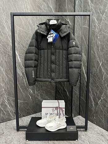 Colestore Moncler Puffer Jacket Black
