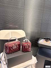 Colestore Chanel Mini Bucket Shiny Rouge 10 x 9,5 cm - 2