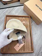 Colestore Miu Miu Beanie Beige  - 6