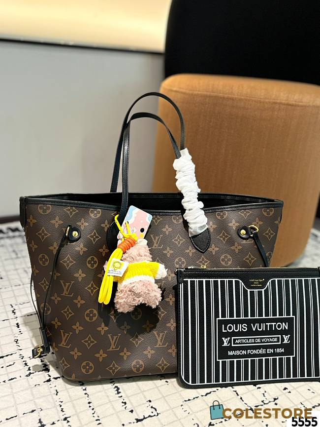 Colestore Louis Vuitton Neverfull Bandoulière Inside Out MM Black 33 x 27 cm - 1