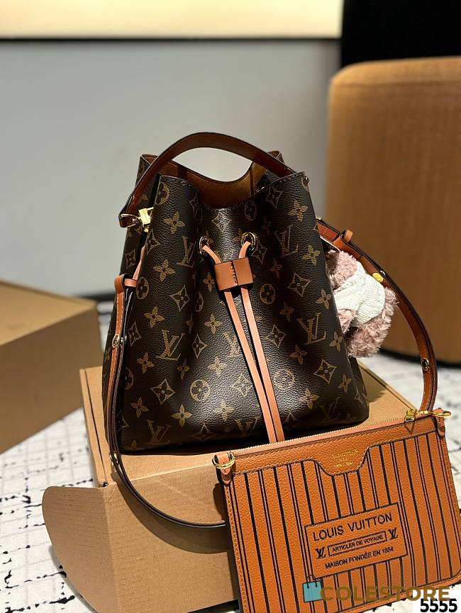 Colestore Louis Vuitton NoeNoe BB Bag Brown 26 x 24 cm - 1