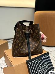 Colestore Louis Vuitton NoeNoe BB Bag Black 26 x 24 cm - 1