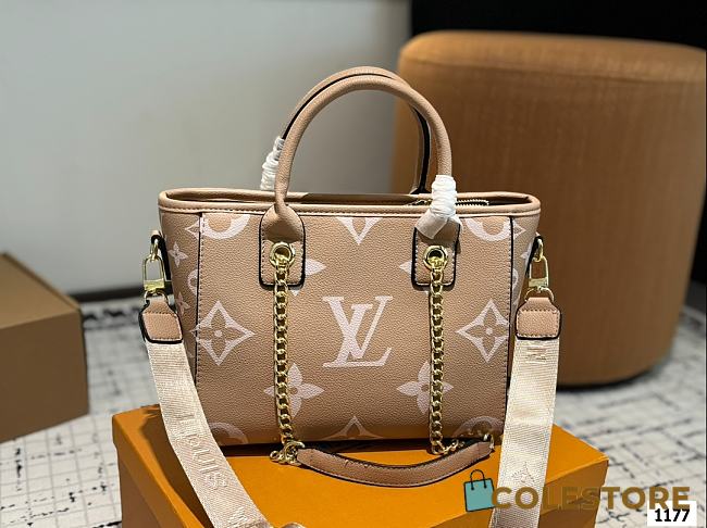 Colestore Louis Vuitton Onthego OM Monogram Empreinte Brown 26 cm - 1