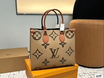 Colestore Louis Vuitton Onthego PM Monogram/Monogram Reverse Brown 35 cm
