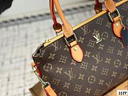 Colestore Louis Vuitton On The Go Monogram Brown 33 x 20 cm  - 3