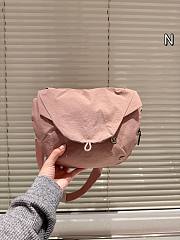 Colestore Lululemon Curved Crossbody Bag Pink 28 x 21 cm - 1