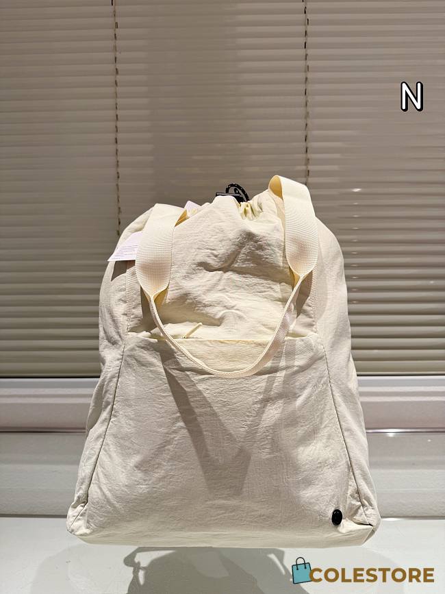 Colestore Lulumelon Dual Function Backpack to Tote Bag 18L White 46 X 33 cm - 1