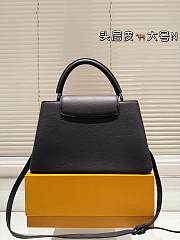 Colestore Louis Vuitton Capucines Full Black 33 x 19 cm - 3
