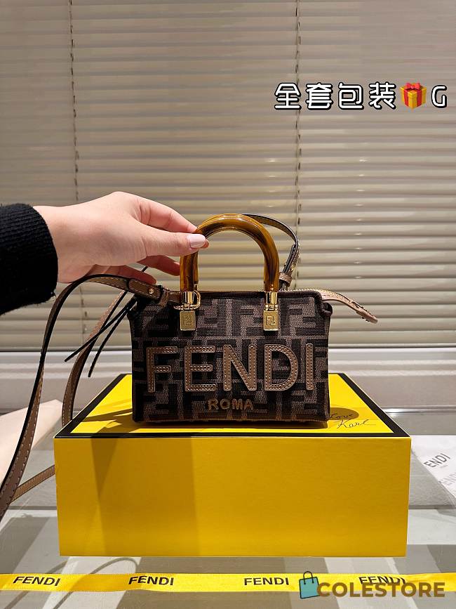 Colestore Fendi By The Way Mini Handbag 19 x 12 cm - 1