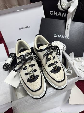 Colestore Chanel Sneakers Beige 
