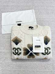 Colestore Chanel CC Logo Sweater White  - 4