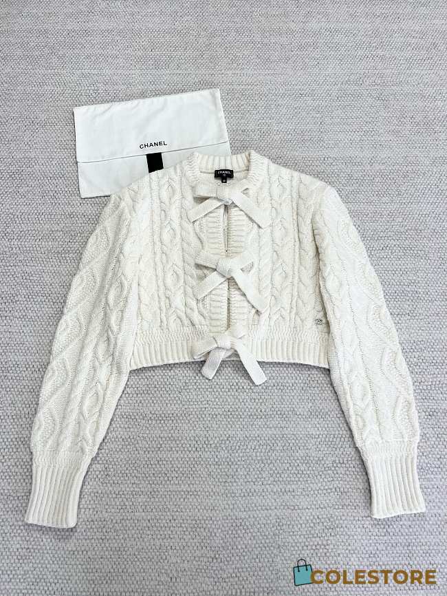 Colestore Chanel Crop Sweater With Bows White  - 1