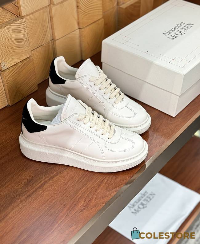 Colestore Alexander McQueen sneakers White Black  - 1