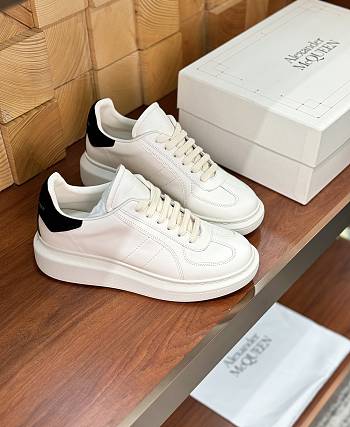 Colestore Alexander McQueen sneakers White Black 