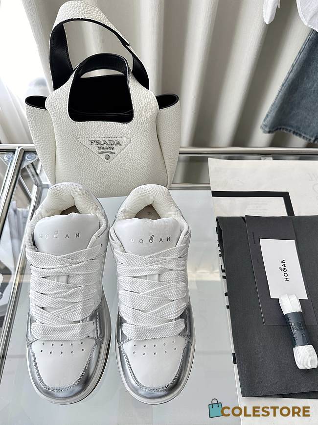 Colestore Hogan Logo Embroidered Low-top Chamallow Sneakers White Silver   - 1