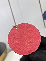 Colestore Louis Vuitton Illustré Vivienne Sail Bag Charm  - 5