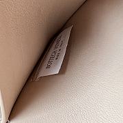 Colestore Bottega Veneta Women Long Clutch Andiamo With Handle Baby Pink 31x13x3 cm - 5