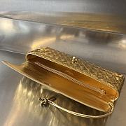 Colestore Bottega Veneta Women Long Clutch Andiamo With Handle Shiny Gold 31x13x3 cm - 5