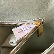 Colestore Bottega Veneta Women Long Clutch Andiamo With Handle Baby Green 31x13x3 cm - 3