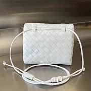 Colestore Bottega Veneta Crossbody Bag Baby White 19x15x6 cm - 5