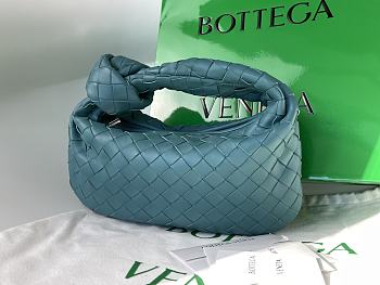 Colestore Bottega Veneta Jodie Hobo Bag Coral Blue Leather 27x9x23 cm