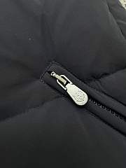 Colestorer Brunello Cucinelli hooded feather-down padded gilet Black - 4